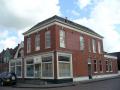 Uithuizen, Schoolstraat 31 en 31a / Oudestraat 8 en 8a en 10