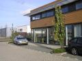Zijkant bedrijvenverzamelgebouw