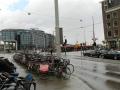 Schuin tegenover gelegen verkeersplein